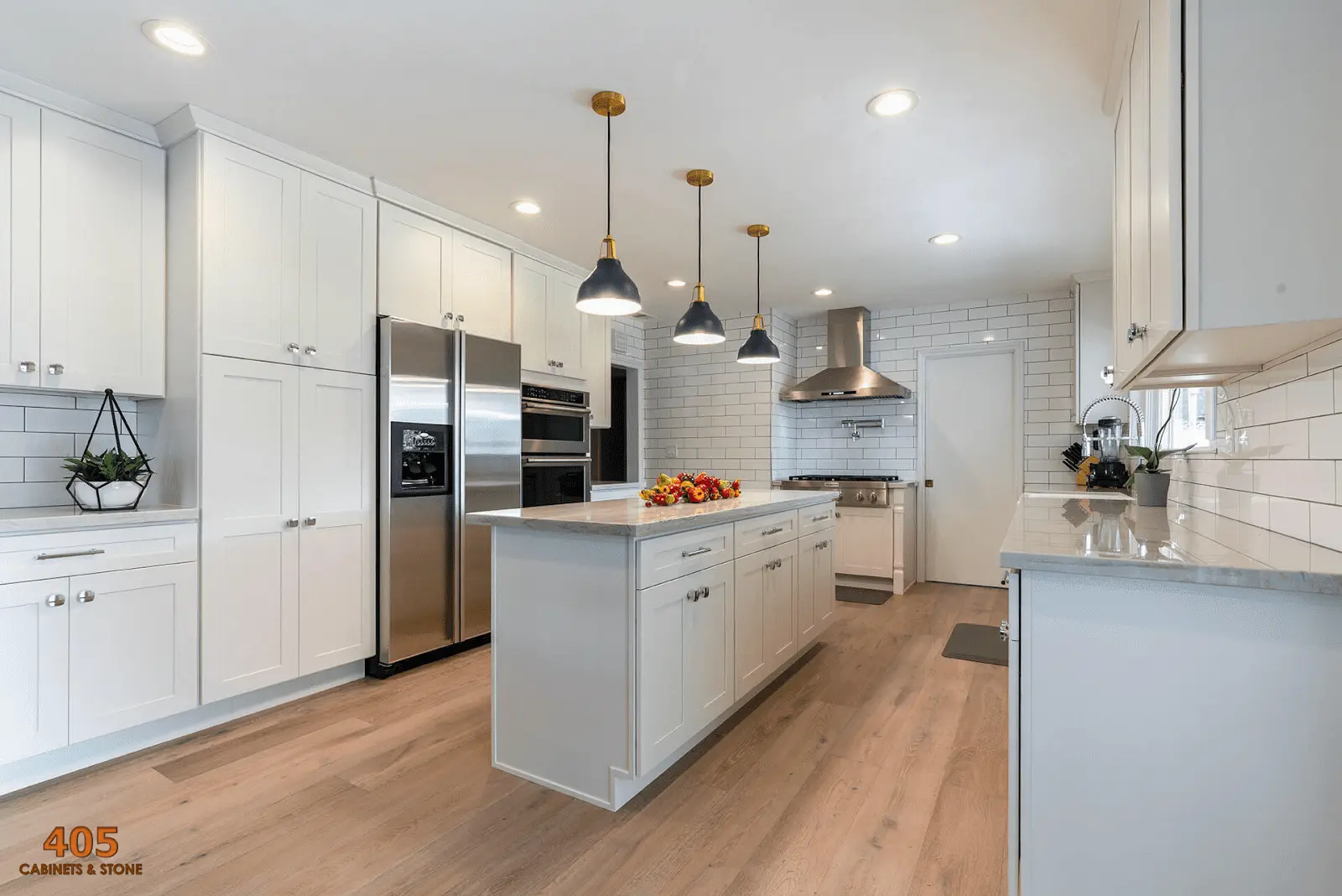 Kitchens with Off-White Cabinets