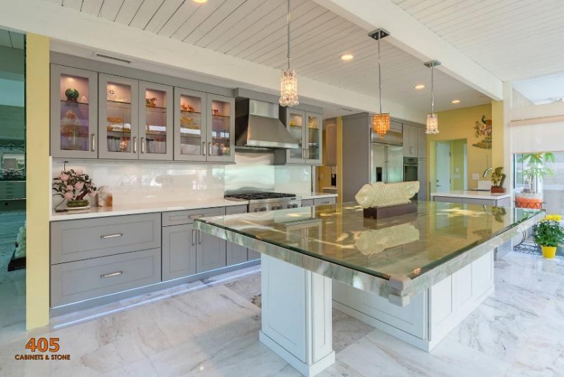 Two Tone Grey and White Kitchen Cabinets Top Design Ideas image5