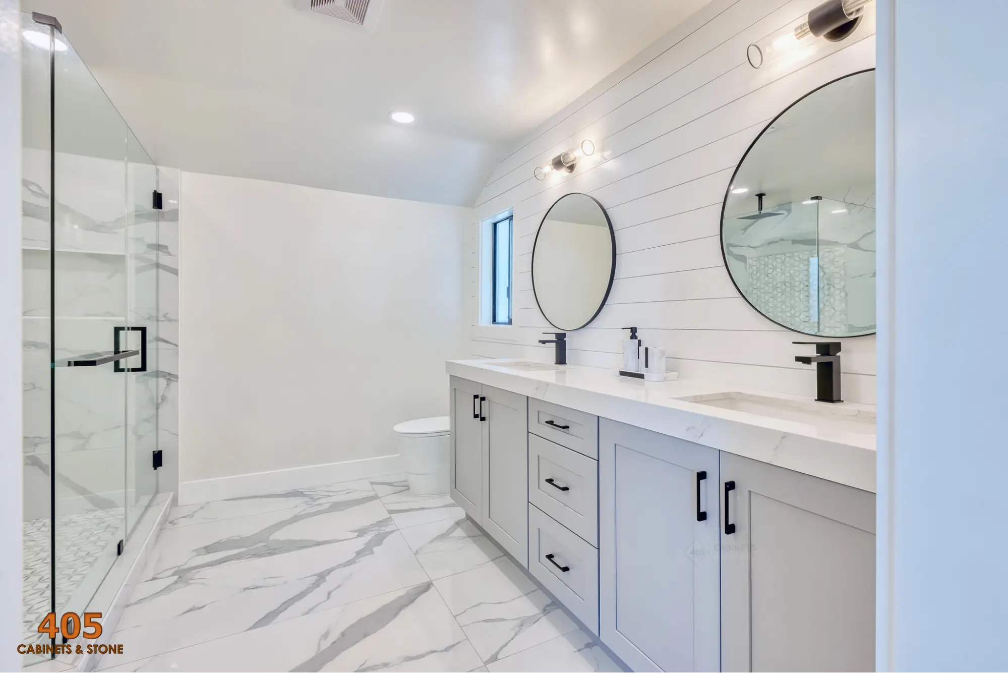 Best Bathroom Colors with Grey Vanity Cabinets image3