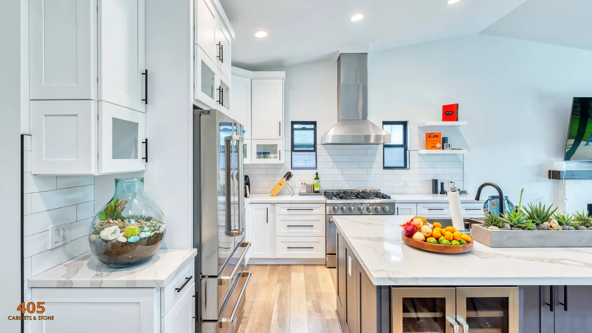 White and Grey Kitchen Cupboards (6)