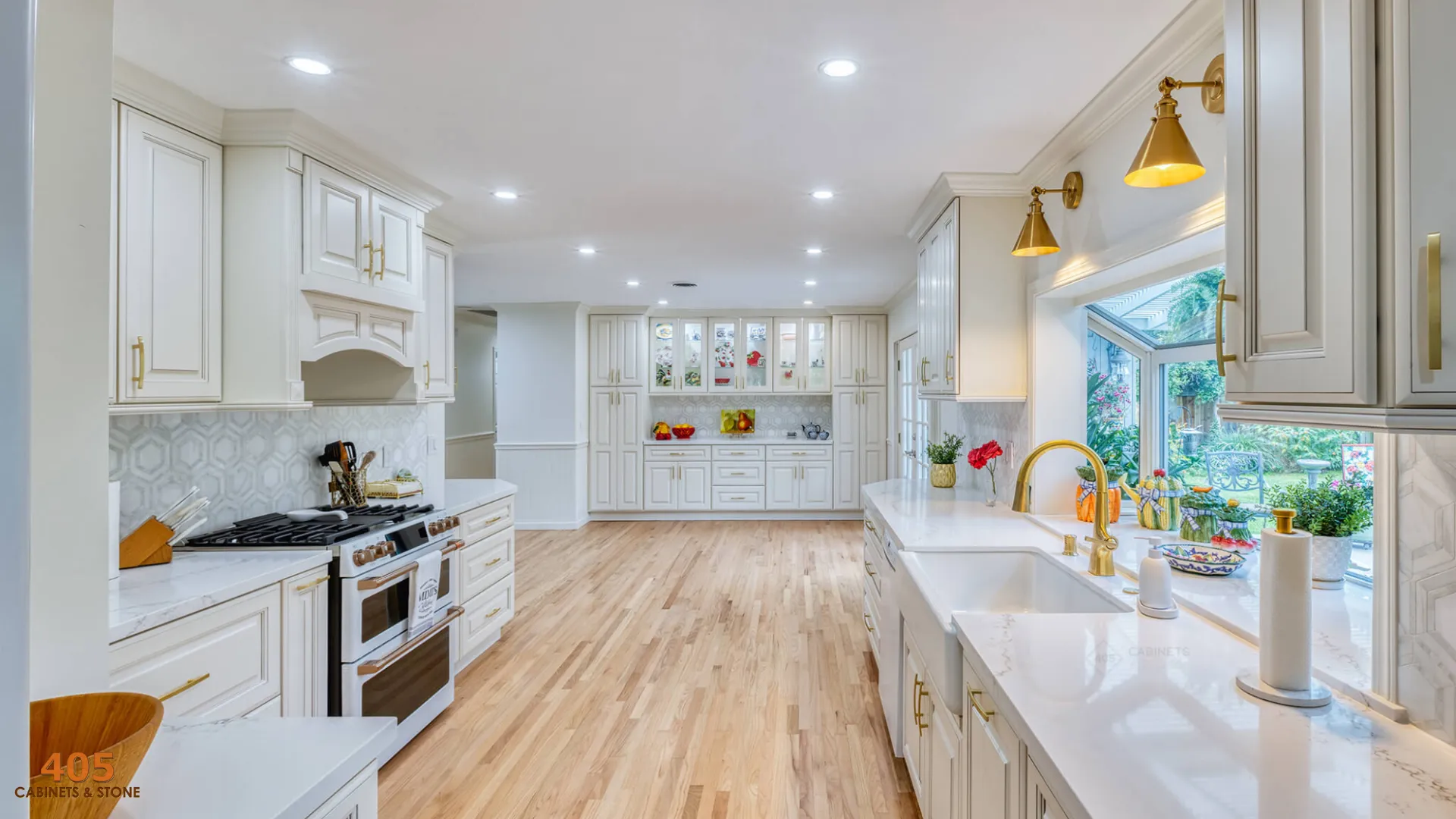 Are Cream Colored Cabinets in Style