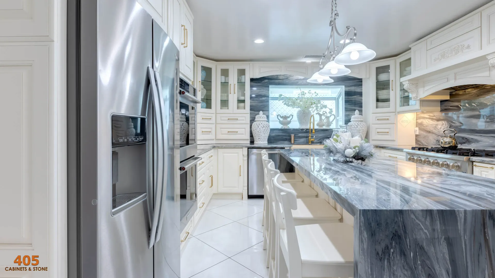 Are Cream Colored Cabinets in Style