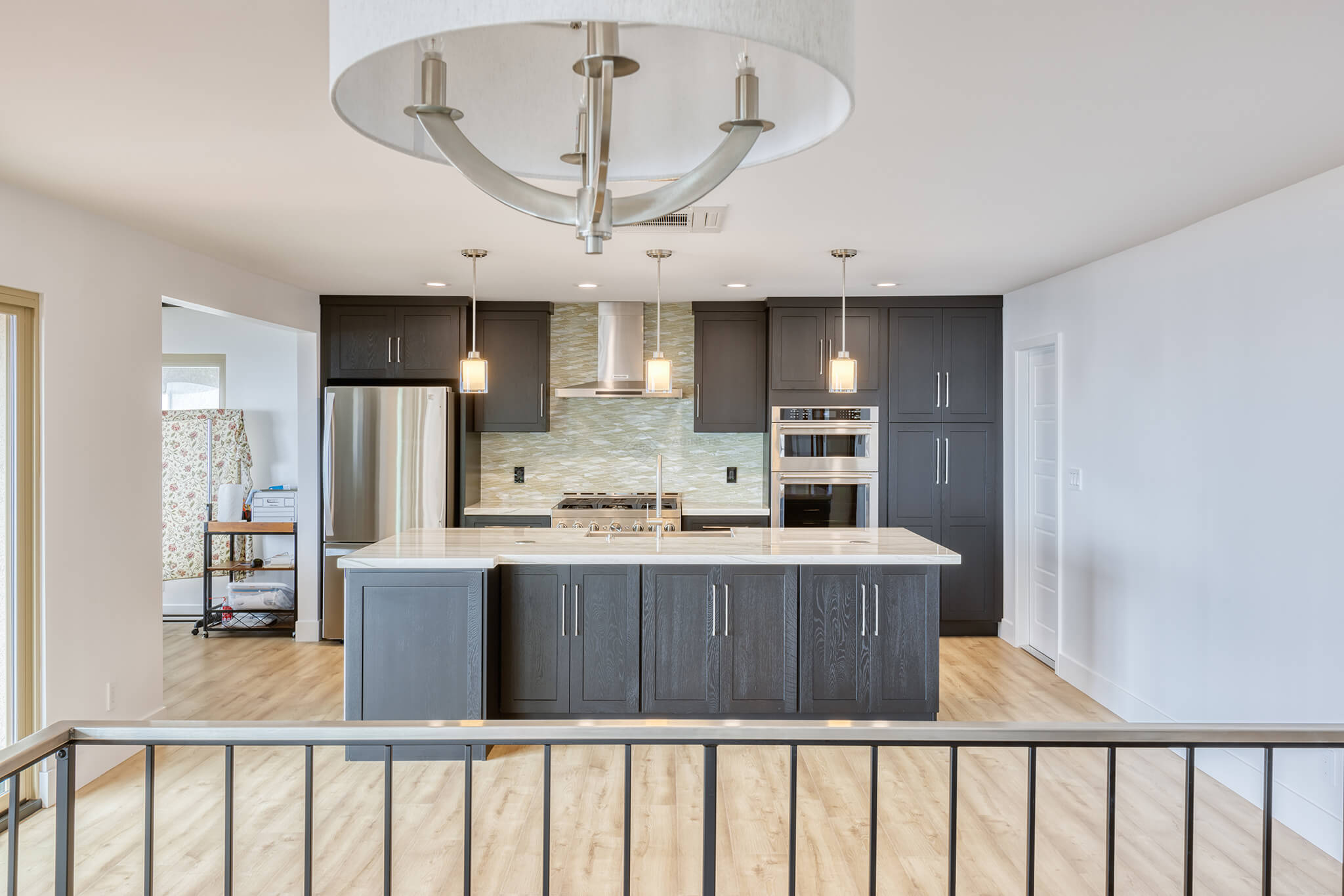 Johnny's Kitchen - 405 Cabinets & Stone - 01