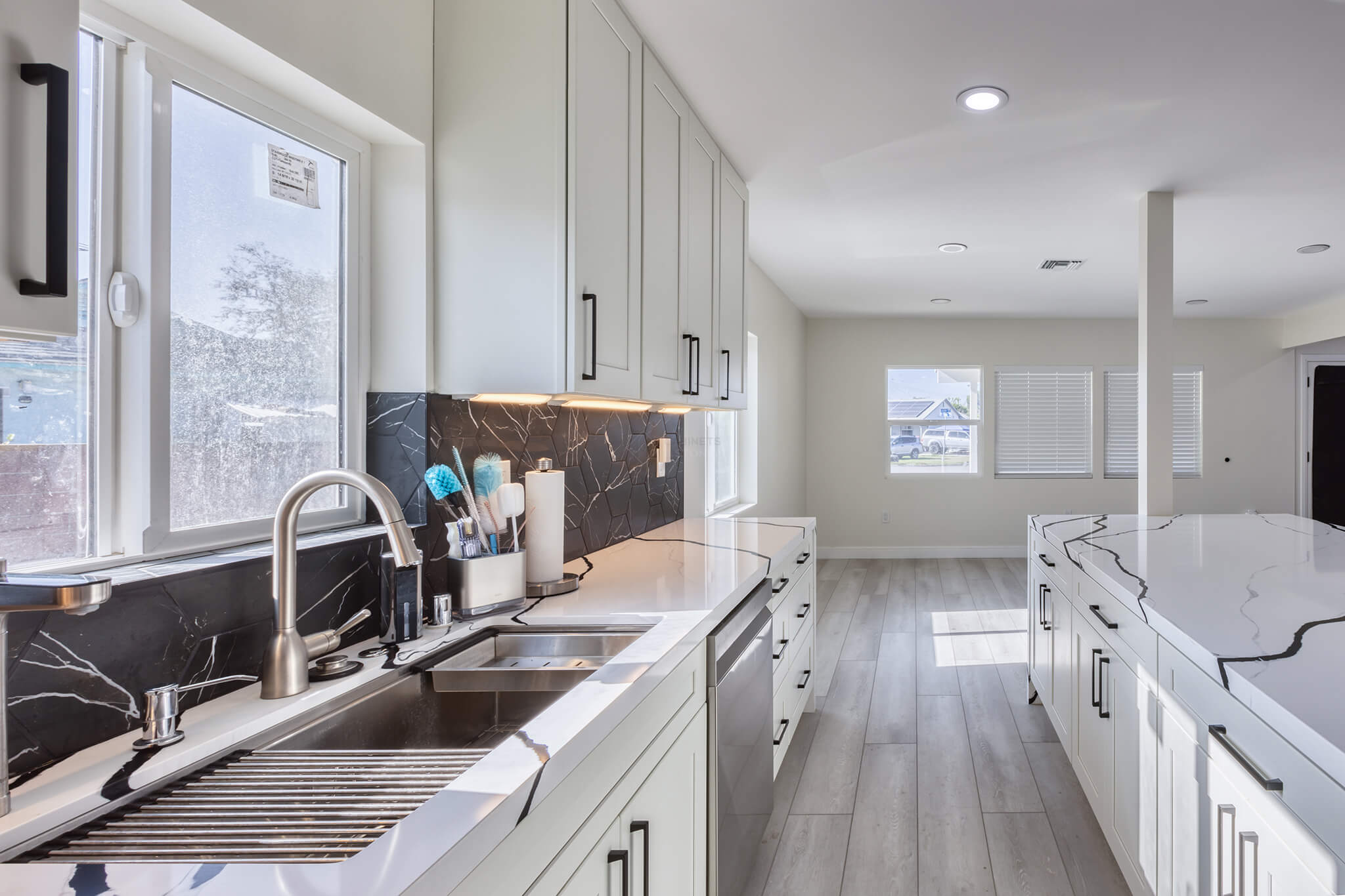 Shauna's Kitchen - 405 Cabinets & Stone - 09