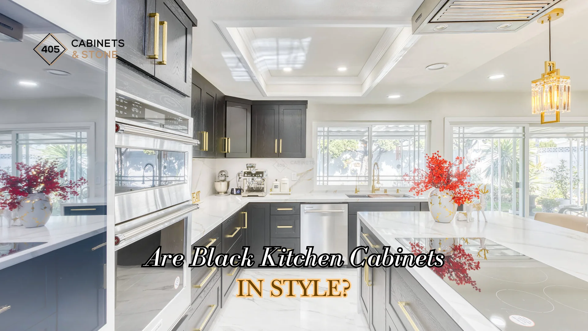 Are black kitchen cabinets in style?