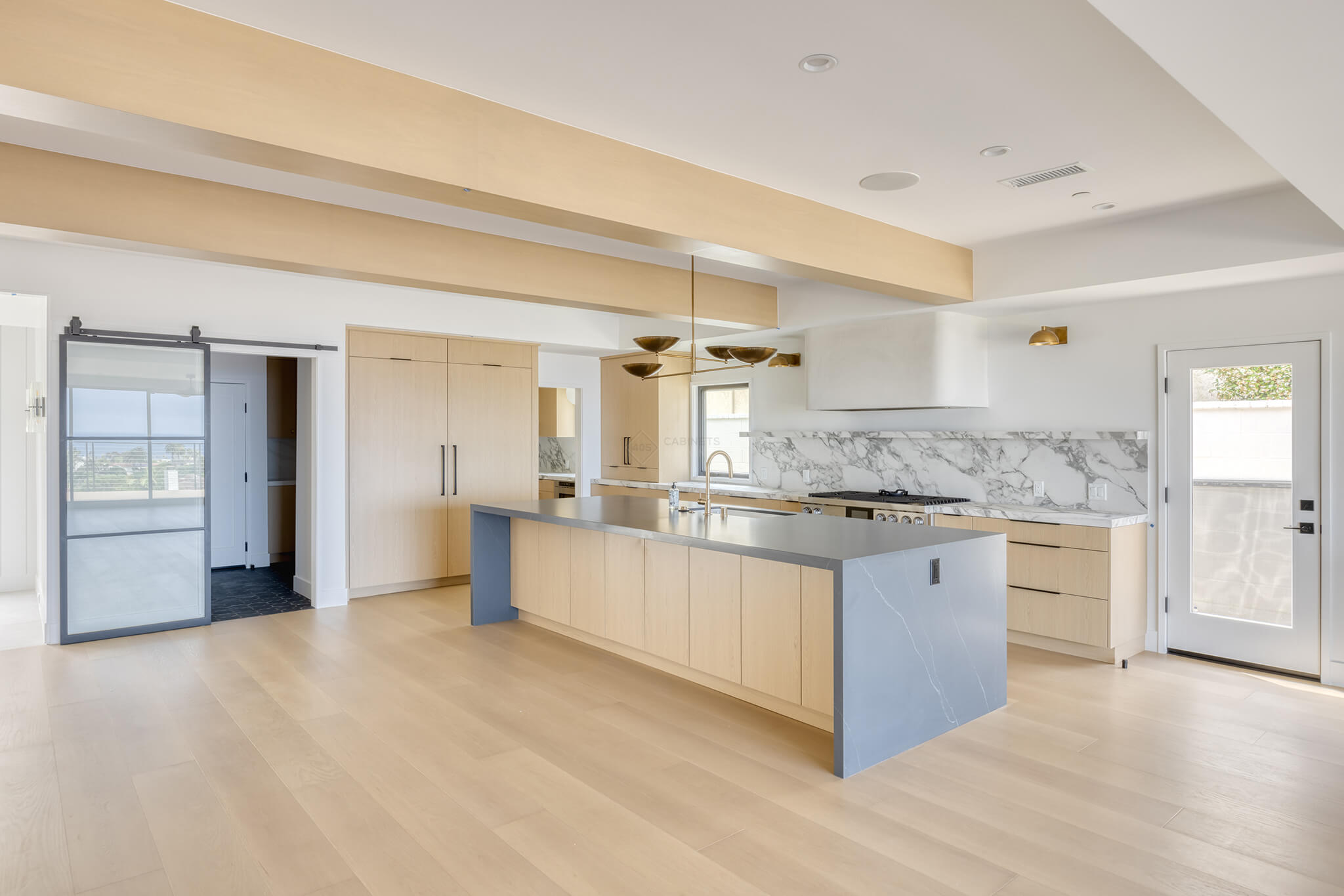 Francis's Kitchen - 405 Cabinets & Stone - 07
