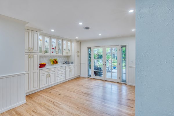 Bobbie's Kitchen - 405 Cabinets & Stone - 03