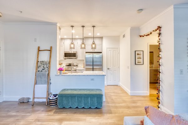 Brittney's Kitchen - 405 Cabinets & Stone - 01