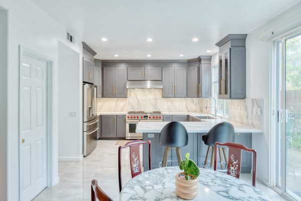 Erik's Kitchen - 405 Cabinets & Stone - 01