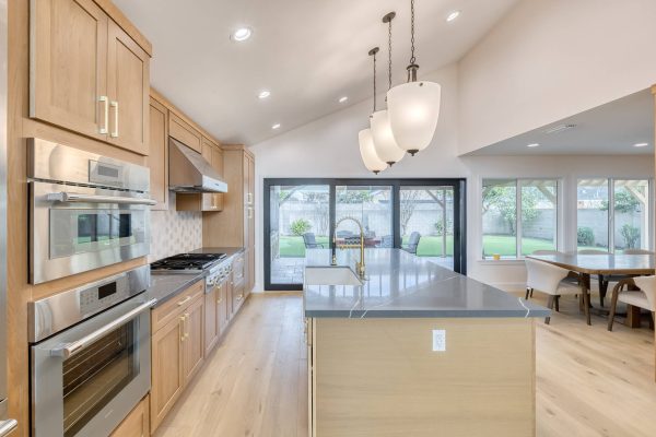 Minh Hang's Kitchen - 405 Cabinets & Stone - 016