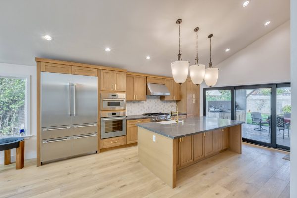 Minh Hang's Kitchen - 405 Cabinets & Stone - 020