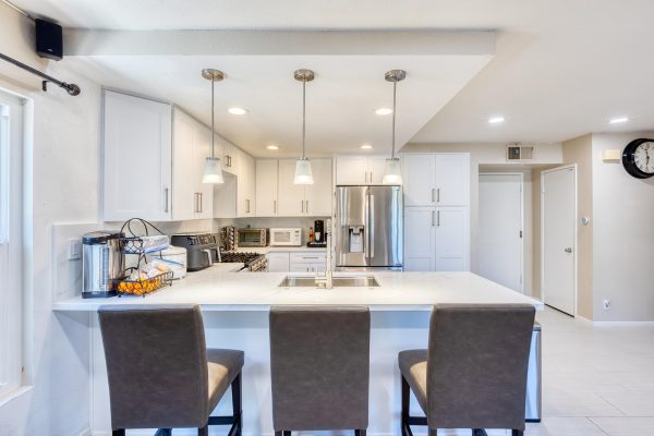 Nghia's Kitchen - 405 Cabinets & Stone - 03