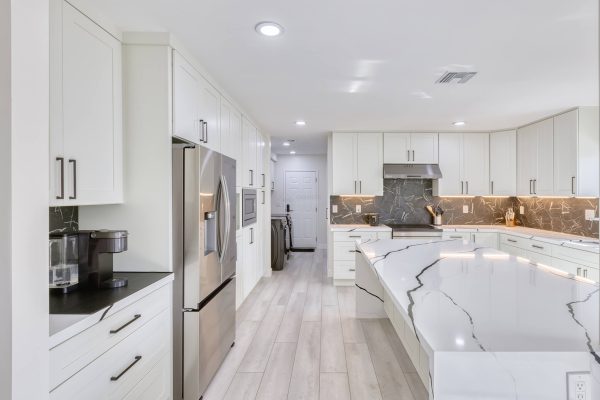 Shauna's Kitchen - 405 Cabinets & Stone - 05